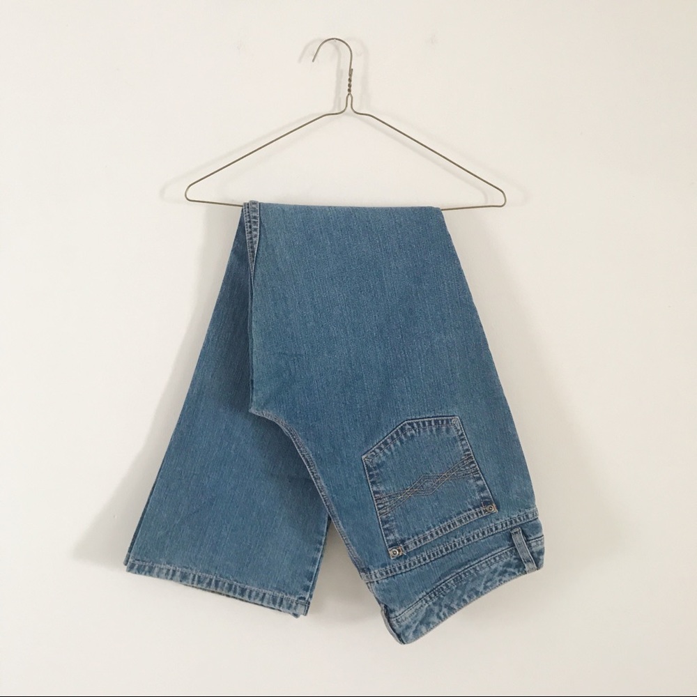 LIZ CLAIBORNE: high rise boot cut jean